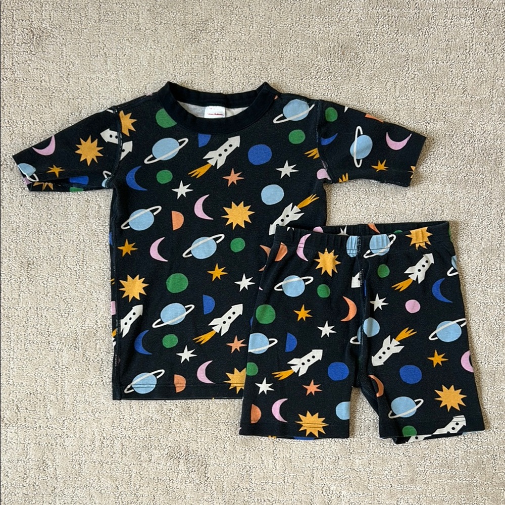Hanna Andersson Black Space Pajama Set